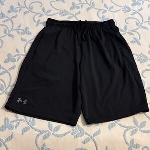 Under Armour Men's Small Black Heatgear Athletic Shorts
